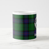 Clan Armstrong Crest Badge and Tartan Grote Koffiekop (Voorkant)