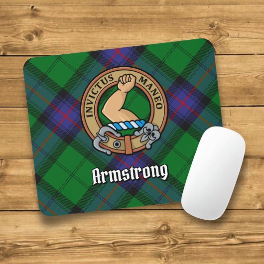 Clan Armstrong Crest over Tartan Muismat
