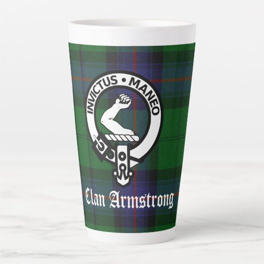 Clan Armstrong Tartan & Crest Badge Latte Mok (Voorkant)