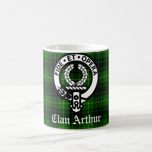 Clan Arthur Crest Badge & Tartan Koffiemok (Center)