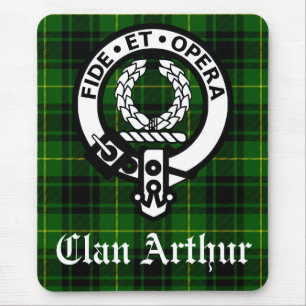 Clan Arthur Crest Badge & Tartan Muismat