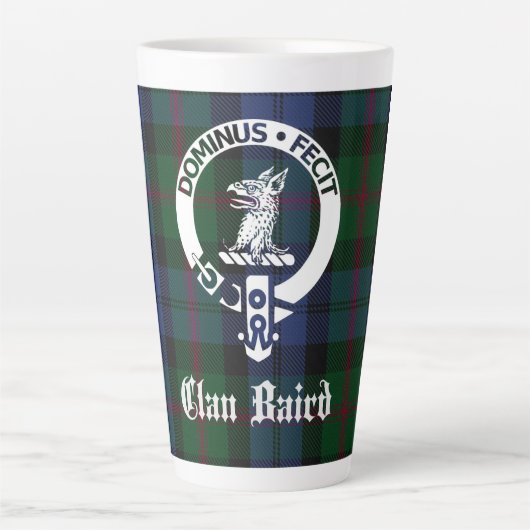 Clan Baird Crest Badge & Tartan Latte Mok (Voorkant)