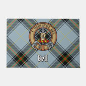 Clan Bell Crest boven Tartan Deurmat (Voorkant)