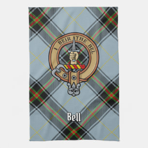 Clan Bell Crest boven Tartan Theedoek