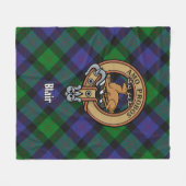 Clan Blair Crest over Tartan Fleece Deken (Voorkant (Horizontaal))