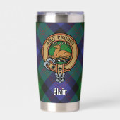 Clan Blair Crest over Tartan Geïsoleerde Drinkbeker (Voorkant)
