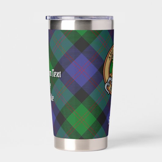 Clan Blair Crest over Tartan Geïsoleerde Drinkbeker (Rechts)