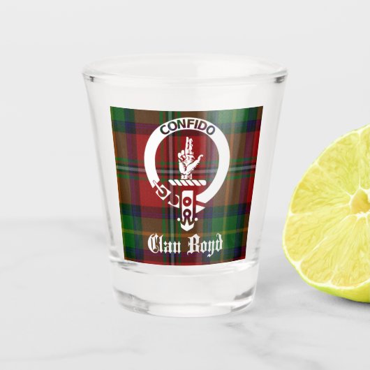 Clan Boyd Crest Badge & Tartan Shot Glas (Voorkant)