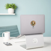 Clan Boyd Crest over Tartan Sticker (Laptop op bureau)