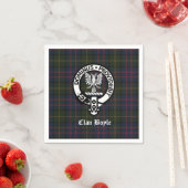 Clan Boyle Crest Badge en Tartan Servet (Insitu)