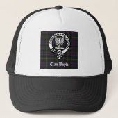 Clan Boyle Crest & Tartan Trucker Pet (Voorkant)