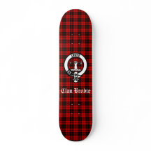 Clan Brodie Crest Badge en Tartan