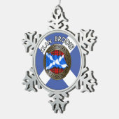 Clan Brodie Tartan Knot & Flag Tin Sneeuwvlok Ornament (Rechts)