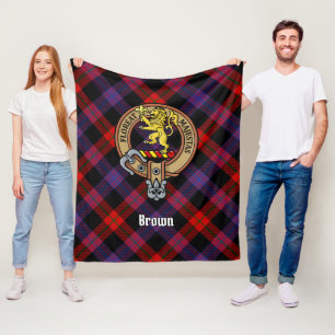 Clan Brown Crest over Tartan Fleece Deken