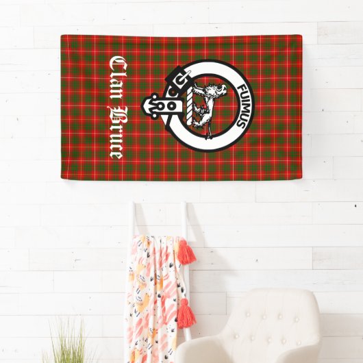 Clan Bruce Crest Badge & Tartan Custom Spandoek (Insitu)