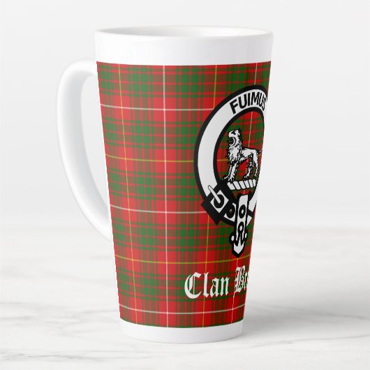 Clan Bruce Crest Badge & Tartan Latte Mok (Linkerhoek)