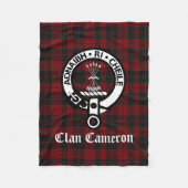 Clan Cameron Crest Badge en Tartan Fleece Deken (Voorkant)