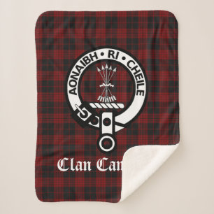 Clan Cameron Crest Badge en Tartan Sherpa Deken