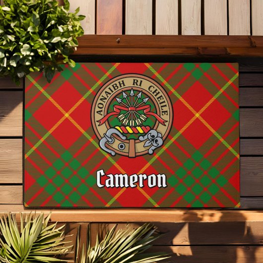 Clan Cameron Crest over Tartan Deurmat