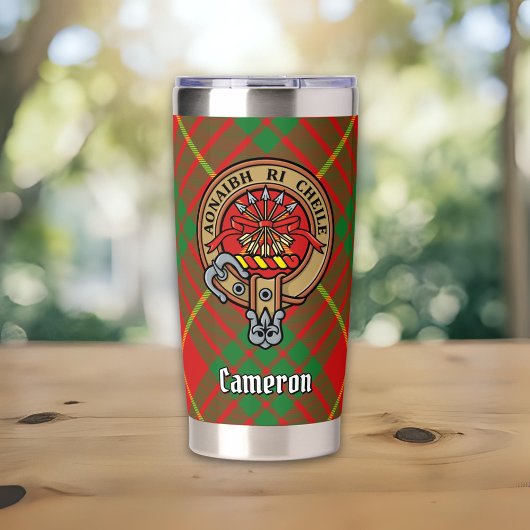 Clan Cameron Crest over tartan Geïsoleerde Drinkbeker