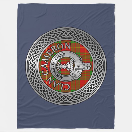Clan Cameron Crest & Tartan Knot Fleece Blanket (Voorkant)