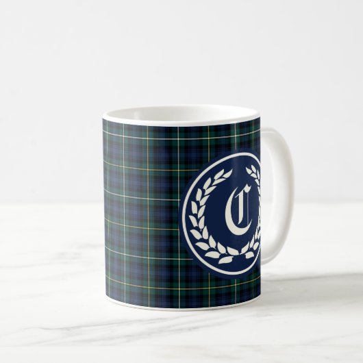 Clan Campbell Navy Blauw en Groen Tartan Monogram Koffiemok (Voorkant rechts)