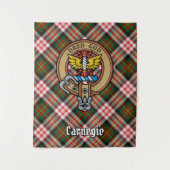 Clan Carnegie Crest over Jurk Tartan Wandkleed (Voorkant)