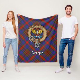 Clan Carnegie Crest over Tartan Fleece Deken