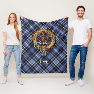 Clan Clark Crest over Tartan Fleece Deken