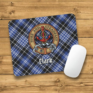 Clan Clark Crest over Tartan Muismat