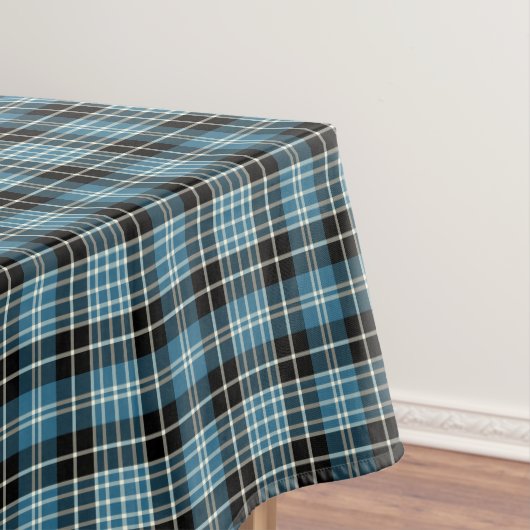 Clan Clark Helder Blauw, Zwart en Wit Tartan Tafelkleed (Voorbeeld)