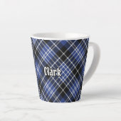 Clan Clark Tartan Latte Mok (Rechterhoek)