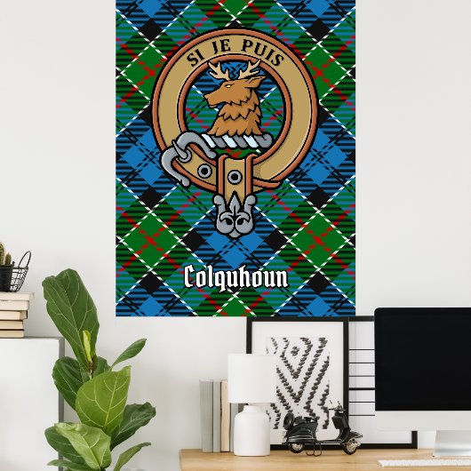 Clan Colquhoun Crest over Tartan Poster (Thuiskantoor)