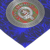 Clan Cumming Crest & Tartan Knot op Thistle Korte Tafelloper (Hoek)
