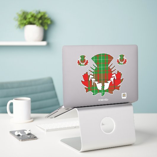 Clan Cumming Thistle Sticker (Laptop op bureau)