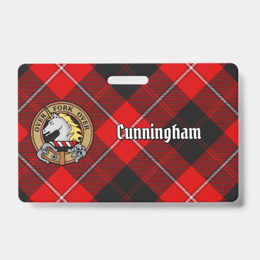 Clan Cunningham Crest over Tartan Badge (Voorzijde)