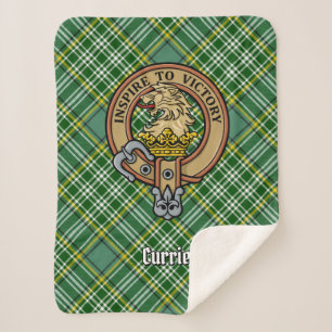 Clan Currie Lion Crest over Tartan Sherpa Deken