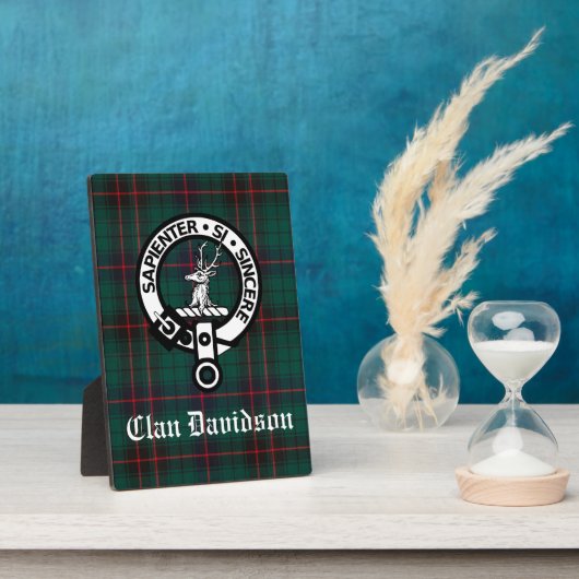 Clan Davidson Crest Badge en Tartan Tabletop Fotoplaat (Zijkant)