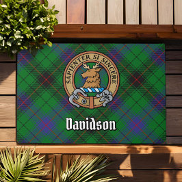 Clan Davidson Crest over Tartan Deurmat