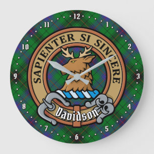 Clan Davidson Crest over Tartan Grote Klok