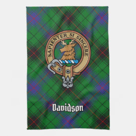Clan Davidson Crest over Tartan Theedoek