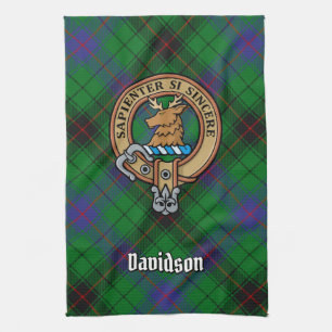 Clan Davidson Crest over Tartan Theedoek