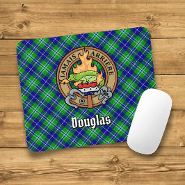 Clan Douglas Crest over Tartan Muismat