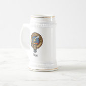 Clan Elliot Crest over het oude Tartan Beer Stein Bierpul (Voorkant links)