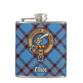 Clan Elliot Crest over het oude Tartan Heupfles (Voorkant)