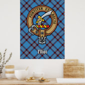 Clan Elliot Crest over het oude Tartan Poster (Keuken)