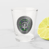 Clan Farquharson Crest & Tartan Knot Shot Glas (Voorkant)