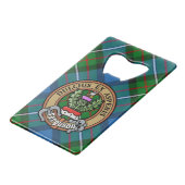 Clan Ferguson Crest over Tartan Creditkaart Flessenopener (Voorkant Gekanteld)