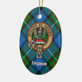 Clan Ferguson Crest over Tartan Keramisch Ornament (Links)