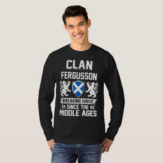 Clan Fergusson Schotse familie Clan Schotland Wrea T-shirt (Voorkant volledig)